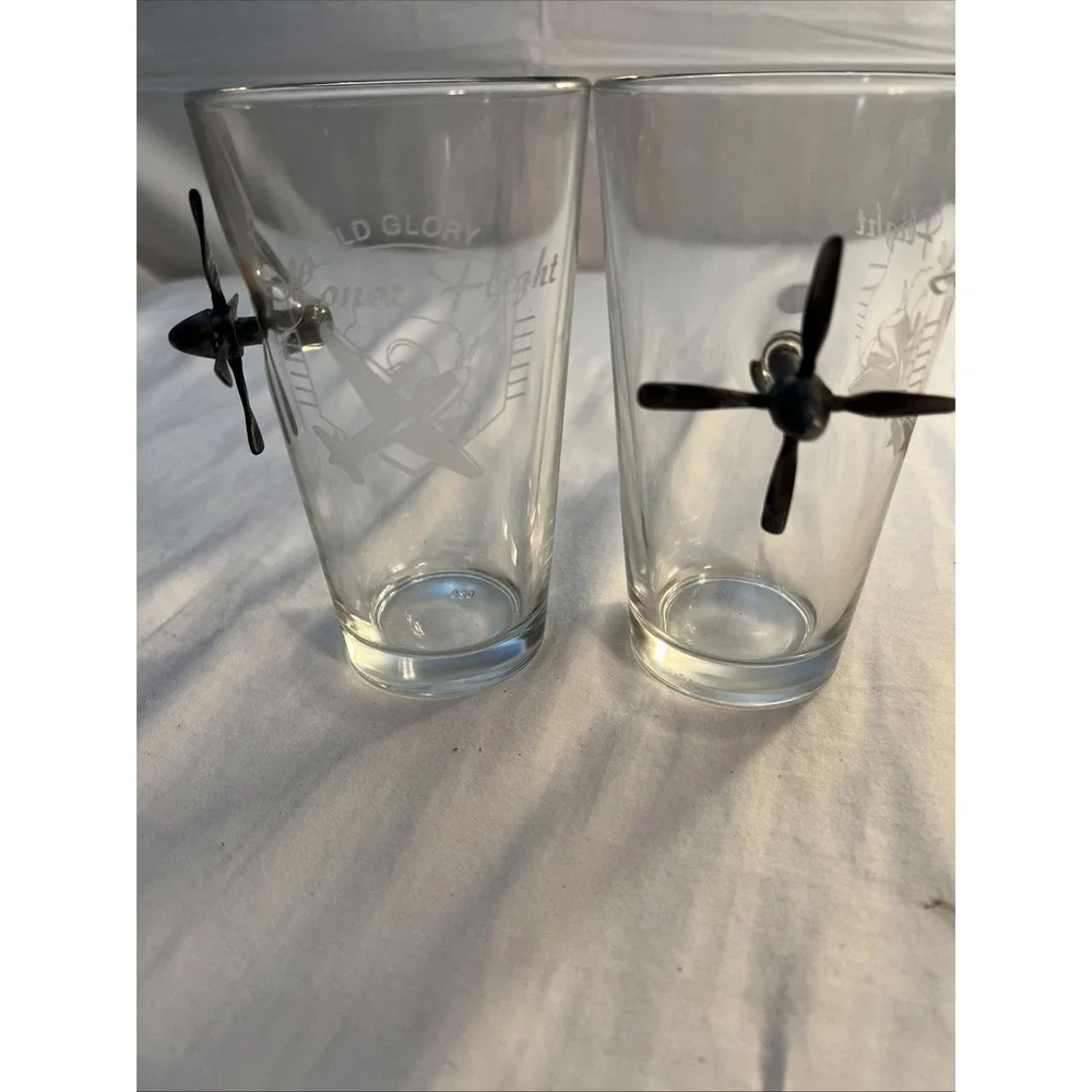 Set Of 2 16oz Old Glory Honor Flight Pint Glasses With Moving Propeller
